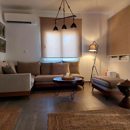 העיירה סקיאתוס Maya Apartments, Modern And Convenient Apartments With Private Parking מראה חיצוני תמונה