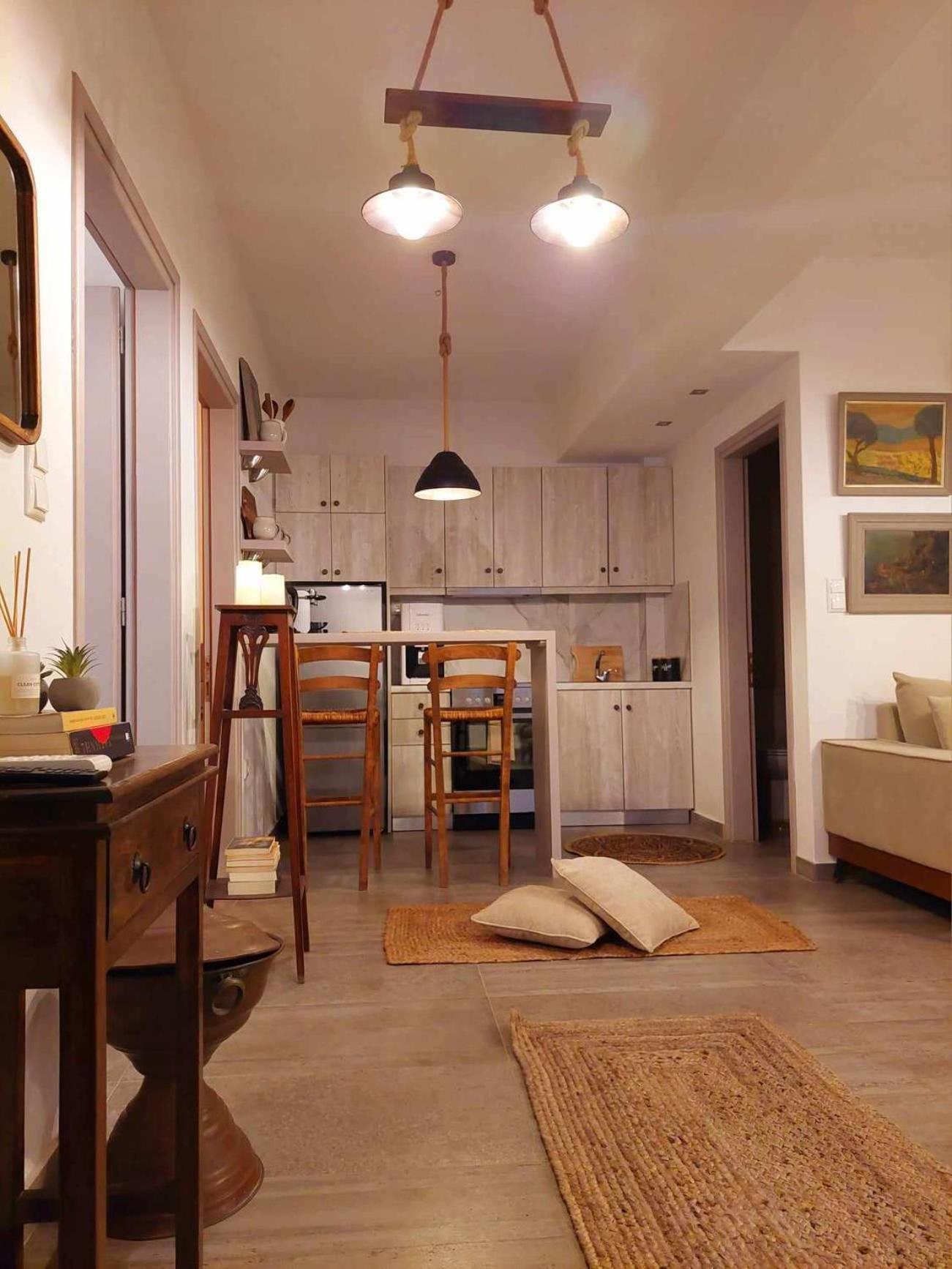 העיירה סקיאתוס Maya Apartments, Modern And Convenient Apartments With Private Parking מראה חיצוני תמונה